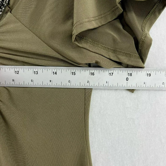 Bebe Blouse Womens S Green Round Neck Embellished Beads Keyhole Cold Shoulder - Picture 3 of 12